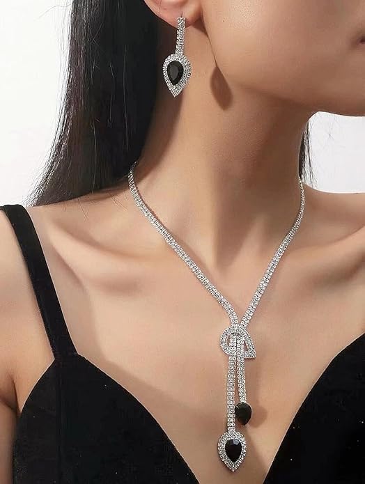 Latest Stylish Fancy Sparkling Crystal Diamond Necklace Jewellery Set for Women - Image 4