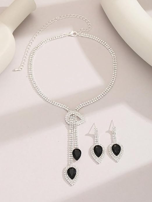 Latest Stylish Fancy Sparkling Crystal Diamond Necklace Jewellery Set for Women - Image 2